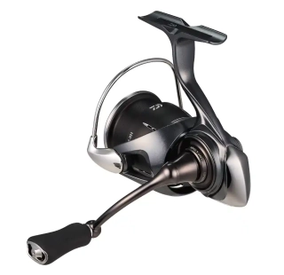 Котушка Daiwa 24 Luvias ST SF 2000SS-P
