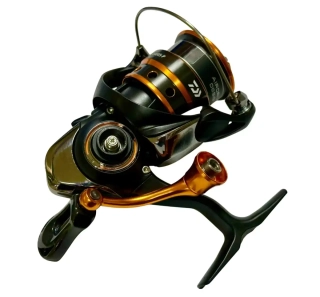 Катушка Daiwa 24 Iprimi LT 1000S-P