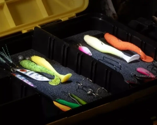 Тримач приманок центральний GC EVA Lure Holder Pad Type Center